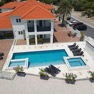 Kaikushi Apartment Palm Beach